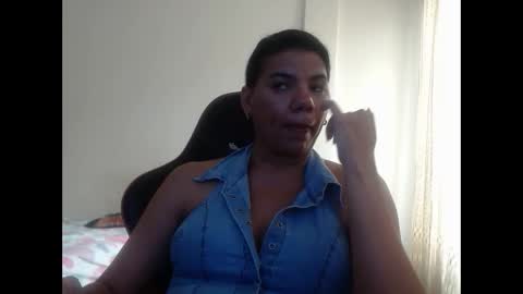 ariannaloovel online show from March 11, 6:08 pm