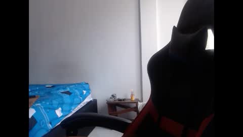 ariannaloovel online show from September 12, 5:59 pm