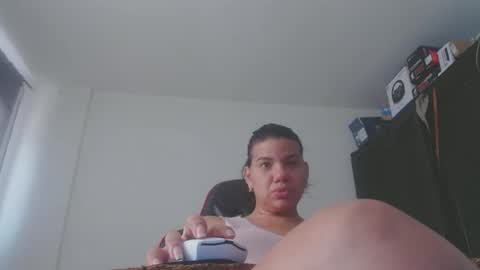 ariannaloovel online show from February 16, 4:49 pm