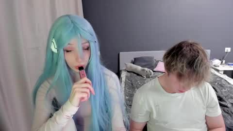 Ariel online show from April 4, 7:54 pm