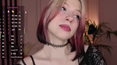 Ariel online show from November 19, 1:54 pm