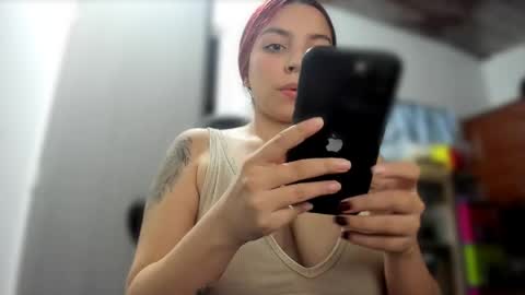 Stephany  online show from June 8, 2:12 am