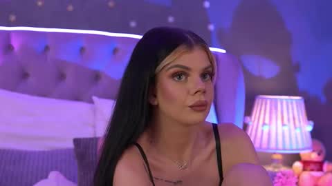 Ariell online show from January 7, 6:02 pm