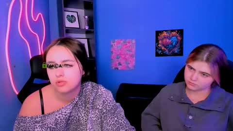 arielmell online show from February 23, 12:18 pm