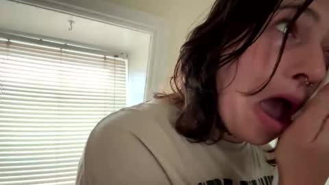 ariel  colin when hes here online show from November 25, 7:56 pm