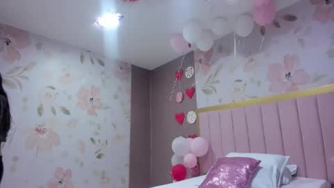 Arietta online show from March 2, 12:12 pm