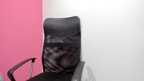 Aria  Cholee online show from March 24, 2:01 pm