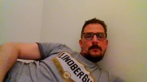 ariparikrigsmann online show from December 17, 7:26 pm