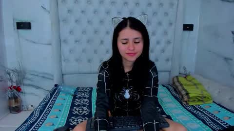 celina online show from November 15, 2:18 pm