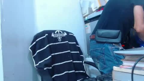 armaduradeacero online show from October 18, 7:56 am