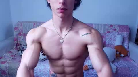 arnold black online show from February 11, 8:20 pm