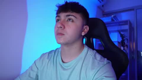 aron__cooper online show from April 12, 4:22 pm