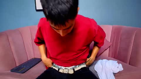 aron_pulse online show from April 1, 1:52 pm