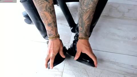 DarkMaster online show from April 19, 6:10 pm