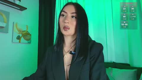    online show from October 8, 5:52 pm