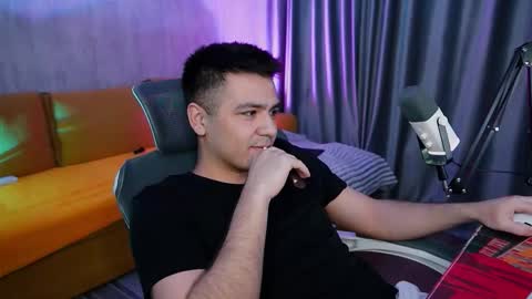 Artur Cumalot online show from February 27, 8:12 pm