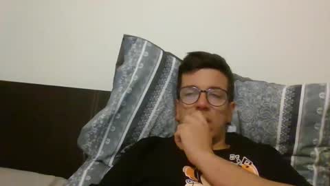 arturpaulval online show from January 11, 10:27 pm