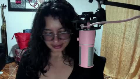 Arya Miller online show from June 3, 4:59 am