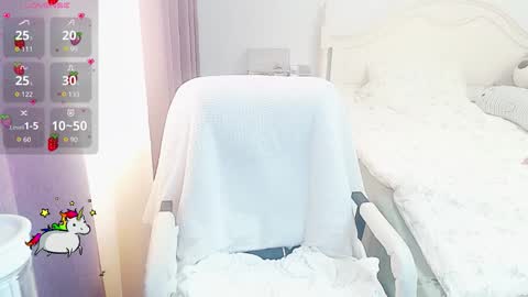 Lily online show from December 20, 4:30 am