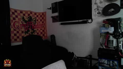 DevilPup75 online show from April 13, 1:37 pm