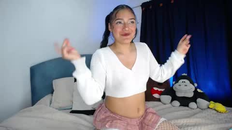  Aschly  online show from April 16, 2:55 am