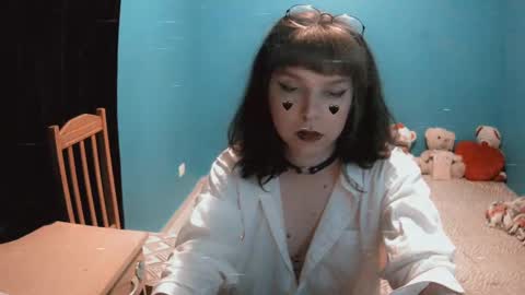 Ash online show from October 1, 9:57 pm