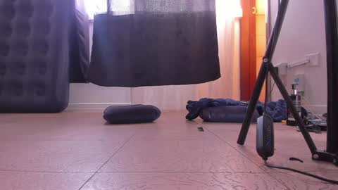 ash_smith1 online show from December 19, 8:44 pm