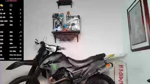 ash_wingrant online show from September 11, 12:56 am