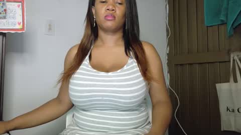 ashanty_1012 online show from March 28, 10:00 pm