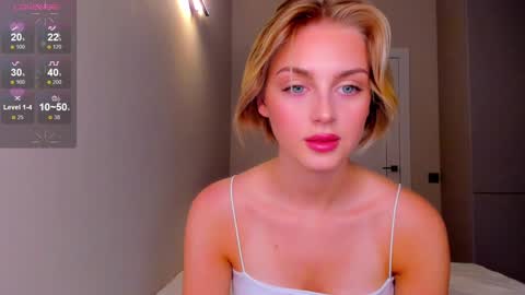 your pretty Ashley online show from December 30, 5:12 pm