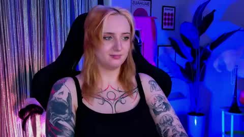 AshleyAshe  online show from May 13, 2:32 am