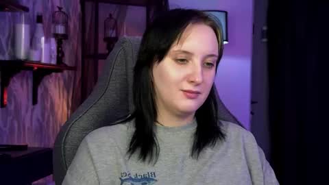 AshleyAshe  online show from February 20, 11:40 pm