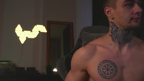 Jerk Machine online show from March 3, 11:55 am