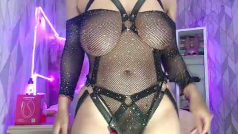 Ashey online show from November 22, 10:24 am