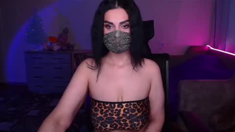 Snapshot of ashley__cooper__ chatting on January 15, 3:22 am   Yasmina   online show from January 15, 3:22 am