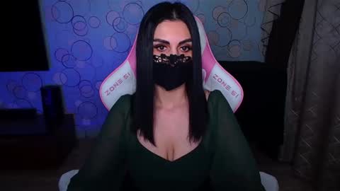   Yasmina   online show from December 19, 4:30 am