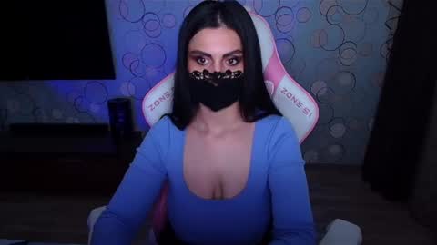   Yasmina   online show from June 6, 8:09 am