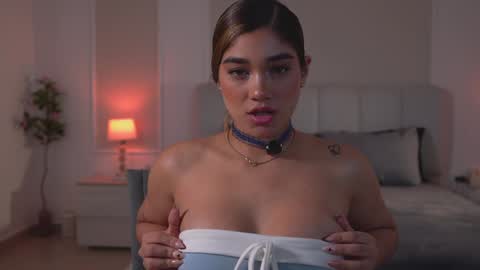  Ashley  online show from February 3, 1:35 am