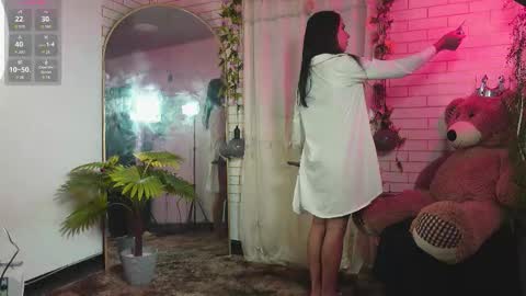 ashley_winhouse online show from November 13, 4:48 am