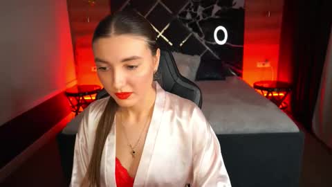 ashleybaee online show from November 19, 2:16 pm