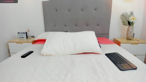 Ashley knight online show from December 12, 6:53 pm