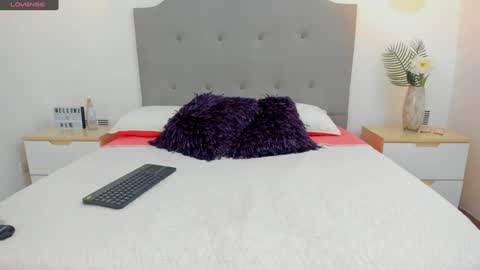 Ashley knight online show from December 9, 6:14 pm