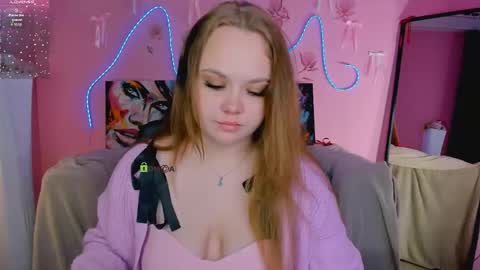 Ashli  online show from May 31, 7:15 pm