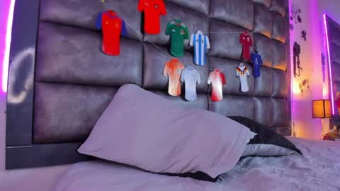ashlymillerr_ online show from June 27, 6:47 pm