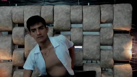 Ashly online show from January 18, 6:53 pm