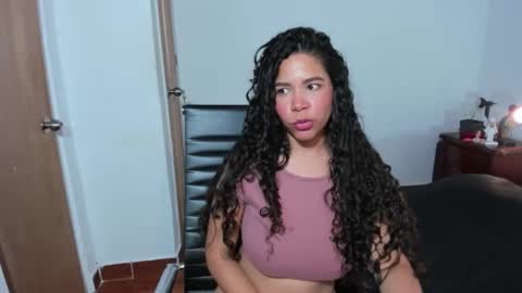 ashlyviper77 online show from March 3, 6:15 pm