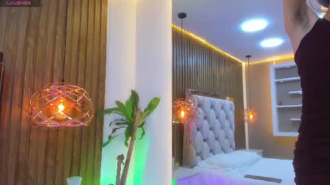 Ashton Monthana online show from June 10, 5:07 am