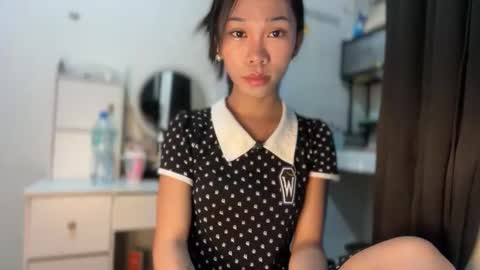 Marj online show from April 10, 1:49 pm