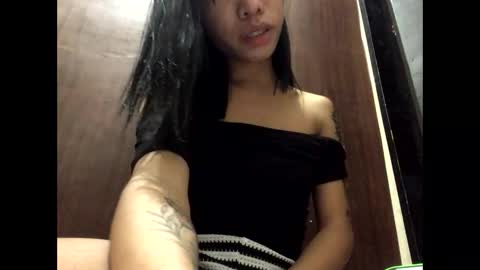 Snapshot of asian_aki chatting on September 30, 8:19 pm Marj online show from September 30, 8:19 pm