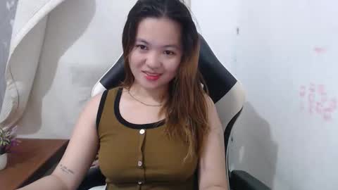 bb girl online show from March 27, 1:12 pm